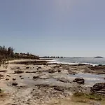 Beachside Pet-Friendly Retreat In Mooloolaba