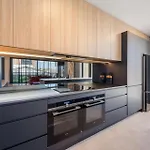 The Smith Luxurious Brand New 3 Bedroom Townhouse By The Beach