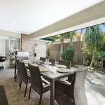 Sweetbrush Place