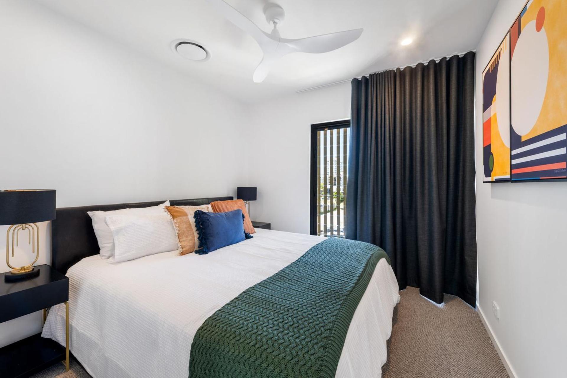 Holiday home The Smith Luxurious Brand New 3 Bedroom Townhouse By The Mooloolaba