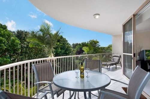 Beachcomber On The Spit Aparthotel 4*