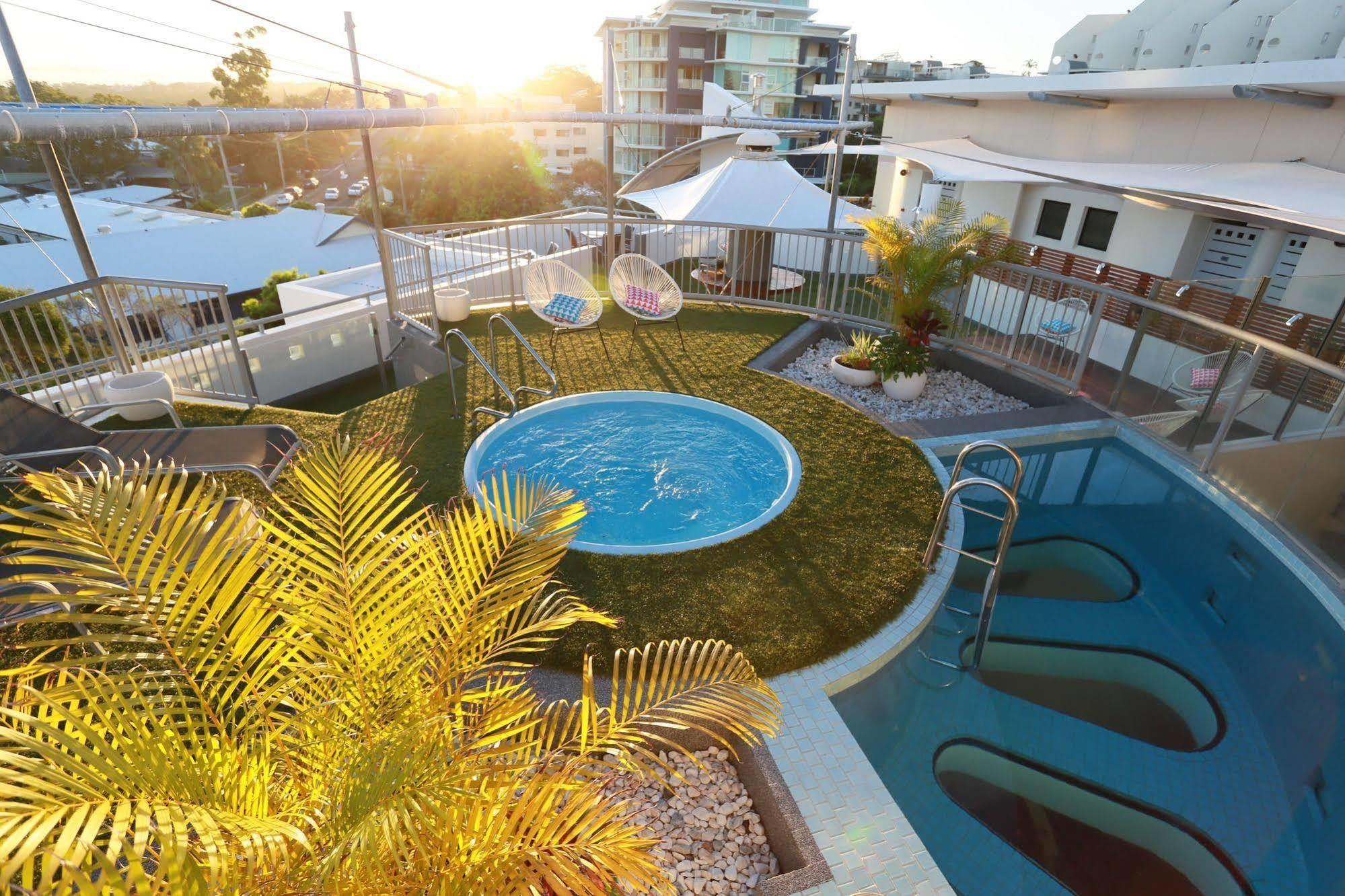 Club Aparthotel 4*