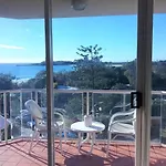 Mooloolaba Beachfront Apartment In Sandcastles