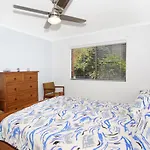 Courtney Cove 1 Comfortable Two Bedroom Apartment On Mooloolaba Canal