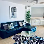 License To Chill • Couple\'S Escape In Mooloolaba