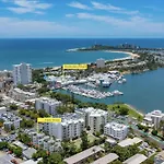 The Penthouse Mooloolaba, Private Luxury Rooftop Living