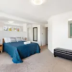 4 Bedroom Home On Canal