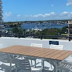 At The Beach Mooloolaba, Private Rooftop With Spa, 50M To Beach, Surfclub And Esplanade