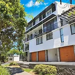 Tara7- On Trend At Taranaki