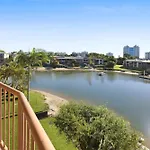 Canal 7 - On The Mooloolaba Canal