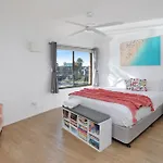 Canal 7 - On The Mooloolaba Canal