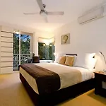 Mariner Cove 1 - Luxurious 2 Bedroom On River By Beach