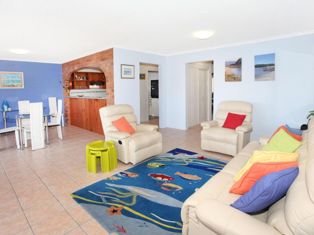 Apartment Courtney Cove 1 Comfortable Two Bedroom On Canal Mooloolaba