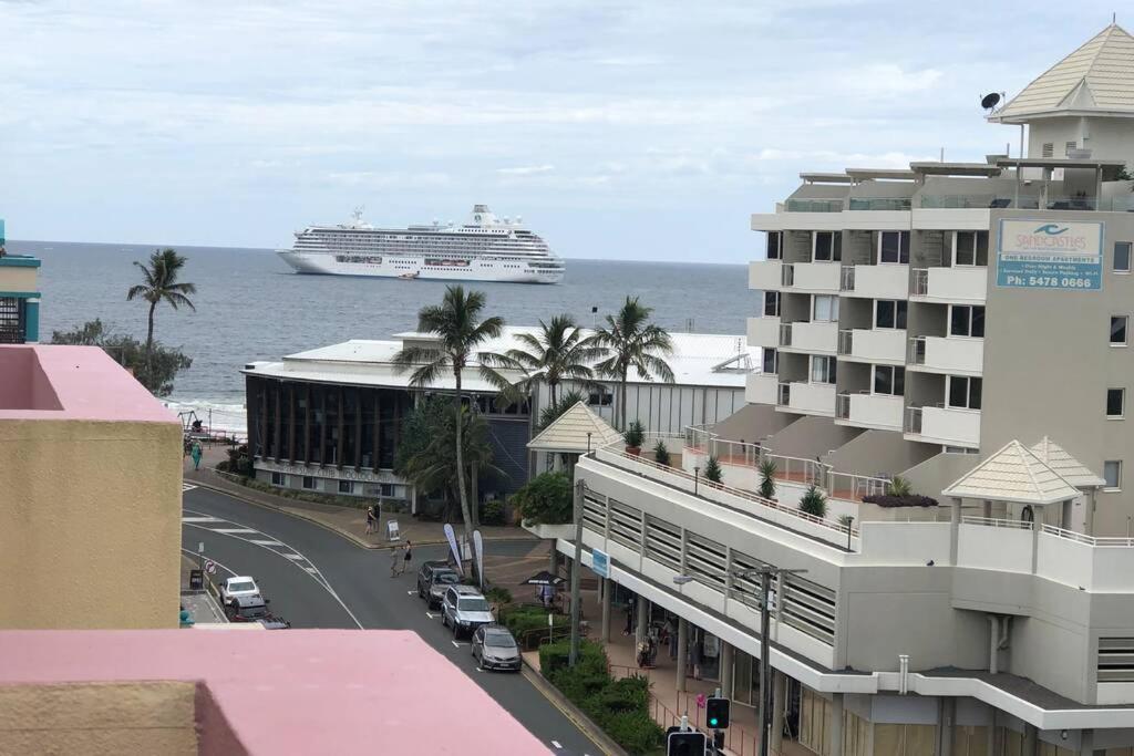 Roof * Mooloolaba
