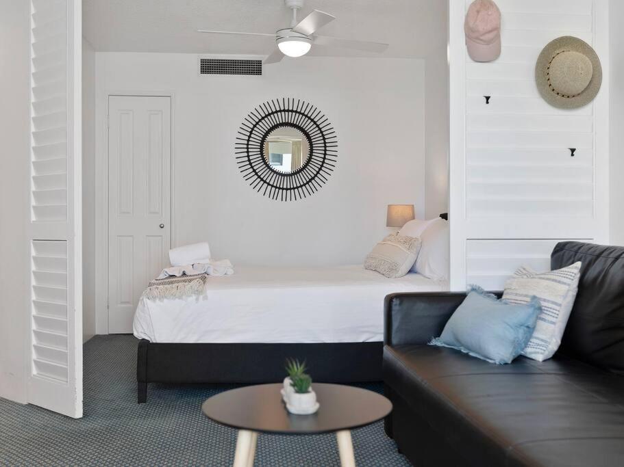 8th Floor Unit , Landmark Apartment Mooloolaba