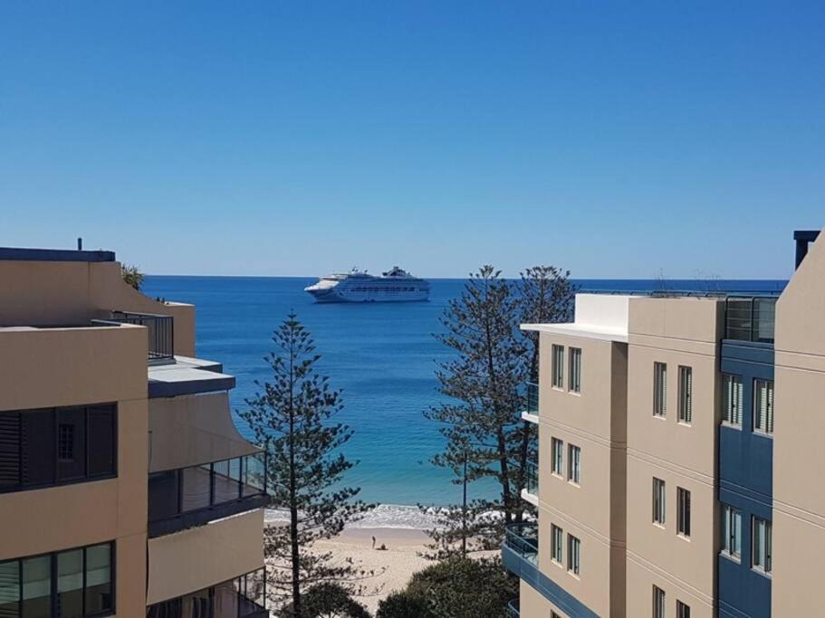 8th Floor Unit , Landmark * Mooloolaba