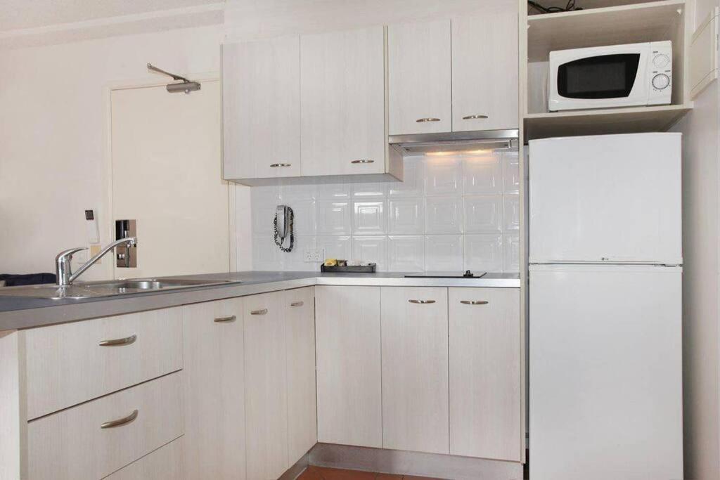Unit In The Nautilus Apartment Mooloolaba
