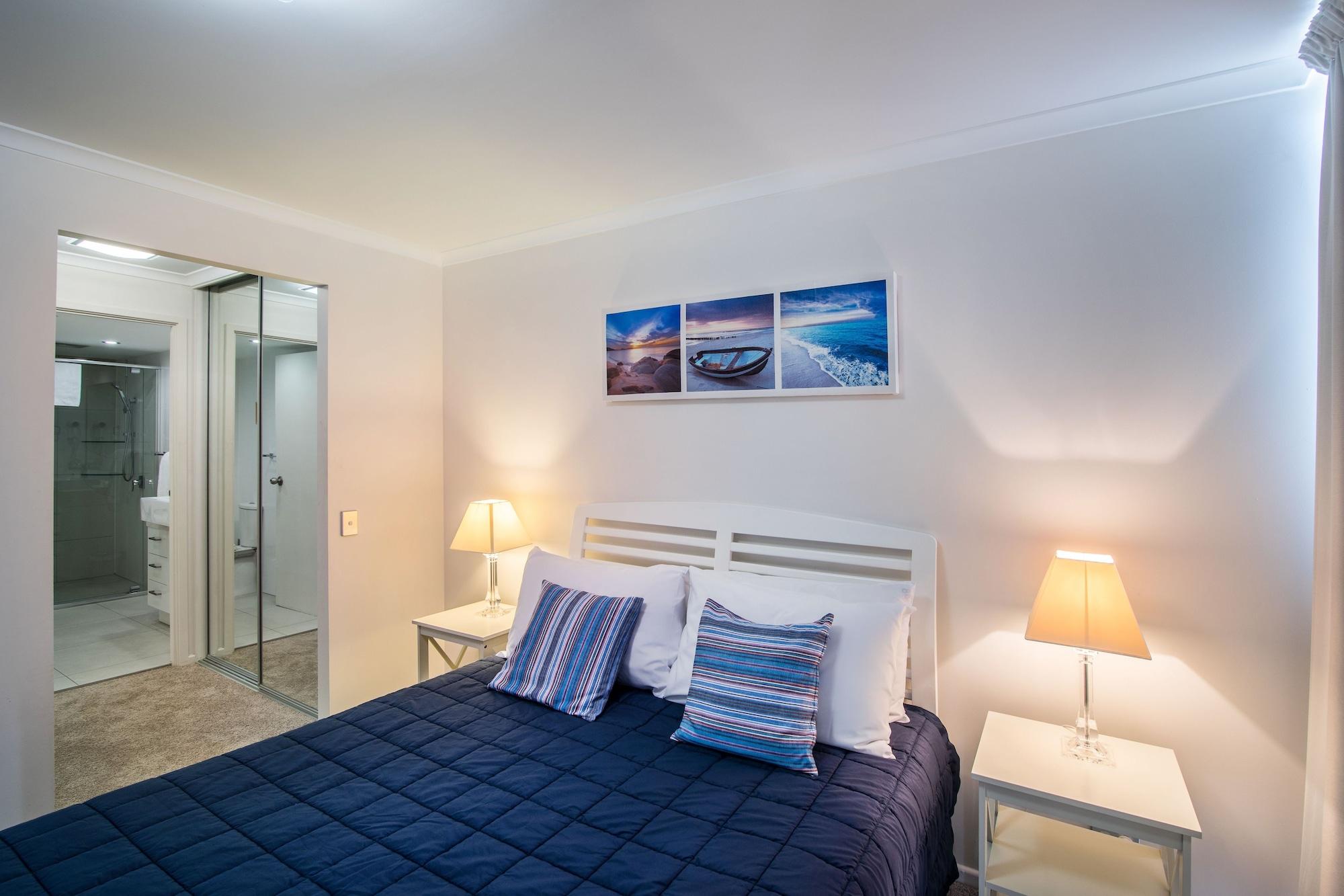 Aparthotel Newport 4*