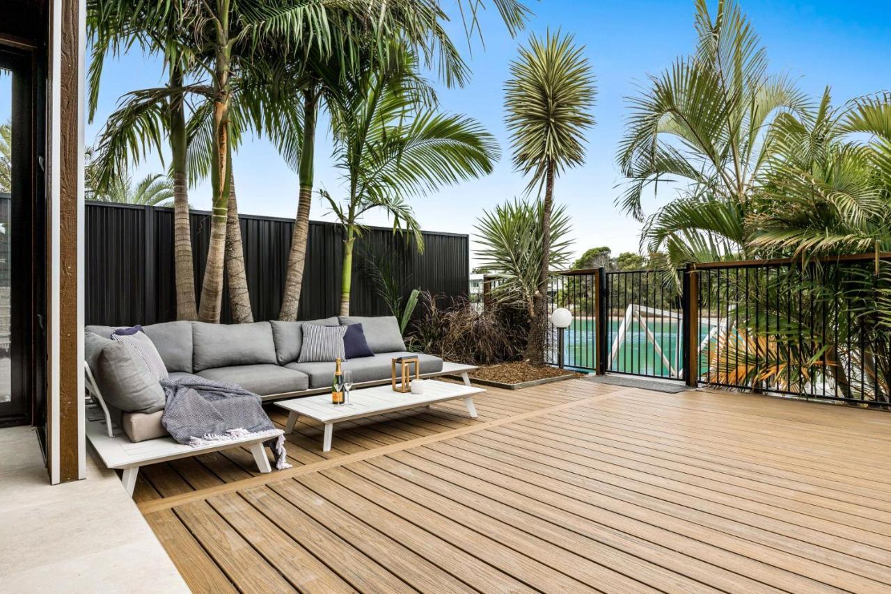 Coorumbong 16 - 5 Bedrooms Holiday home Mooloolaba