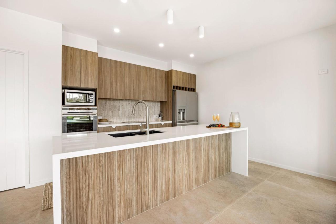 Holiday home Coorumbong 16 - 5 Bedrooms *