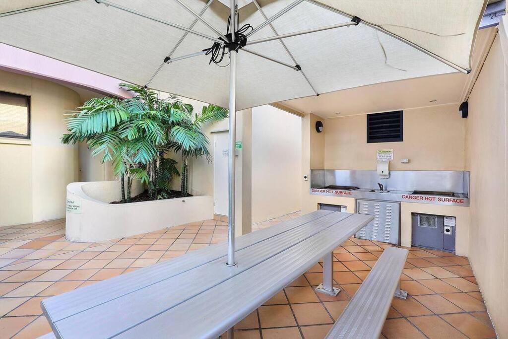 2 Bedroom Central With Pool, Spa, Mini Golf