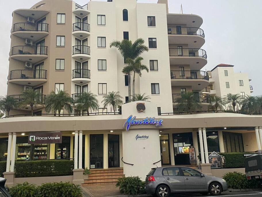 Apartment 2 Bedroom Central With Pool, Spa, Mini Golf *