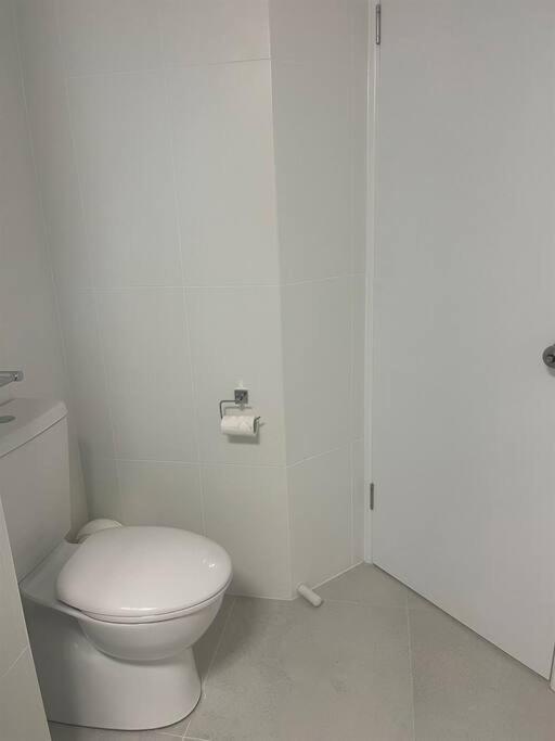 2 Bedroom Central With Pool, Spa, Mini Golf Apartment Mooloolaba