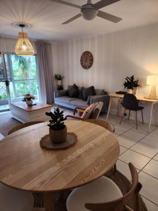 Coastal Apartment *