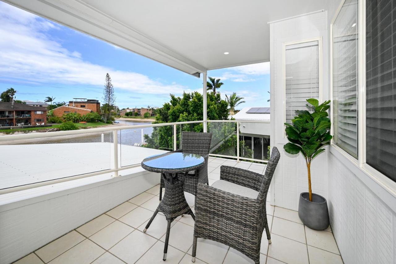 Stunning Waterfront -10 Guests Zb1 Mooloolaba