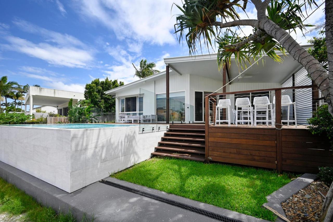 Stunning Waterfront -10 Guests Zb1 Holiday home