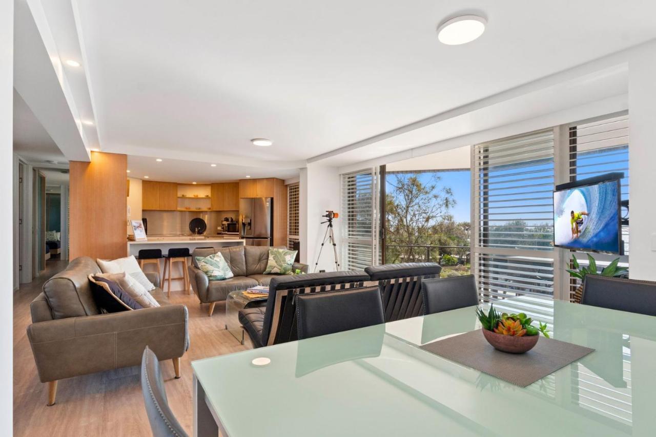 Spectacular Location And Views, 3 Bedrooms , Private Rooftop * Mooloolaba
