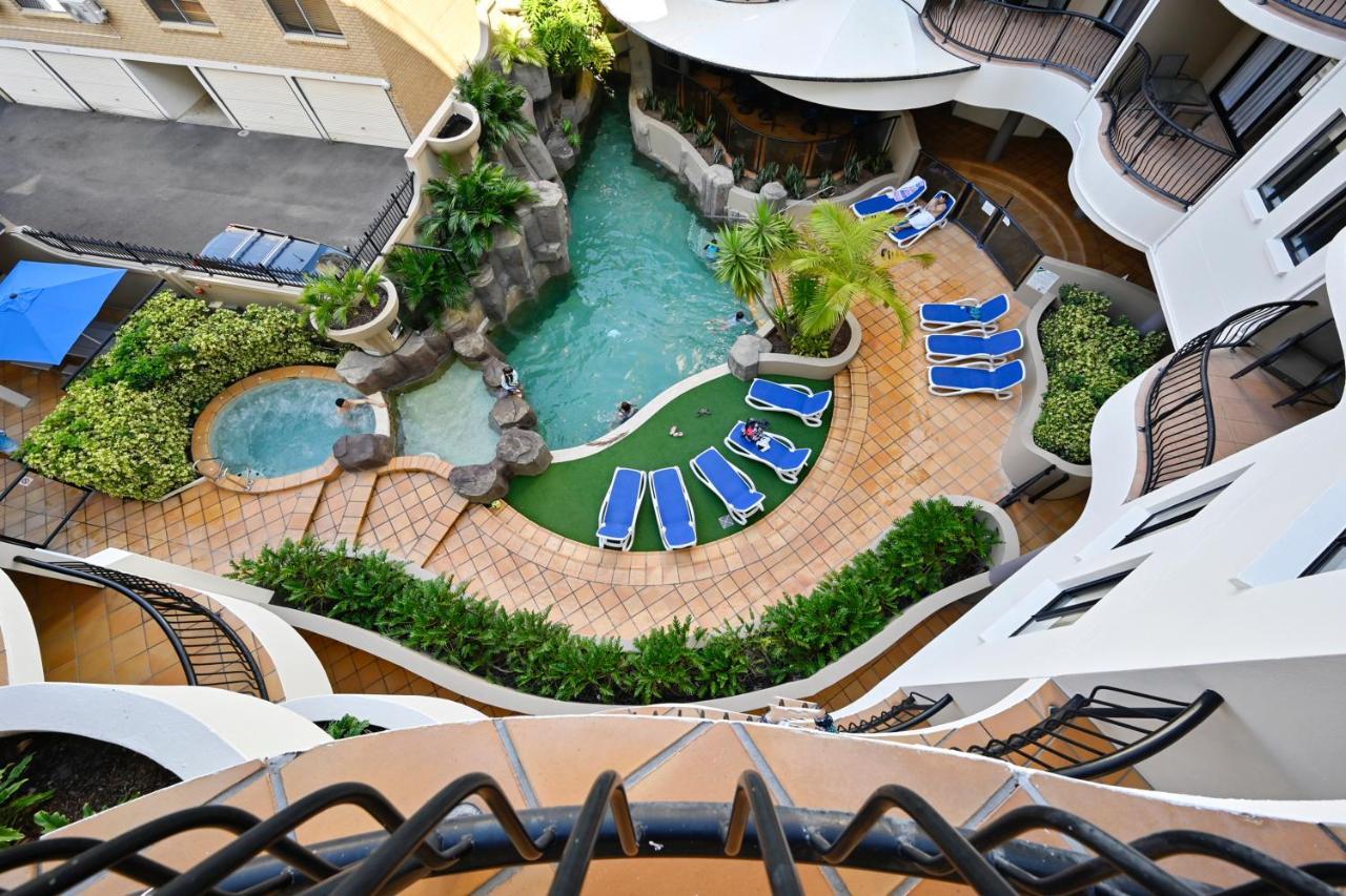 2 B/r Getaway - Perfect Location Zd5 * Mooloolaba