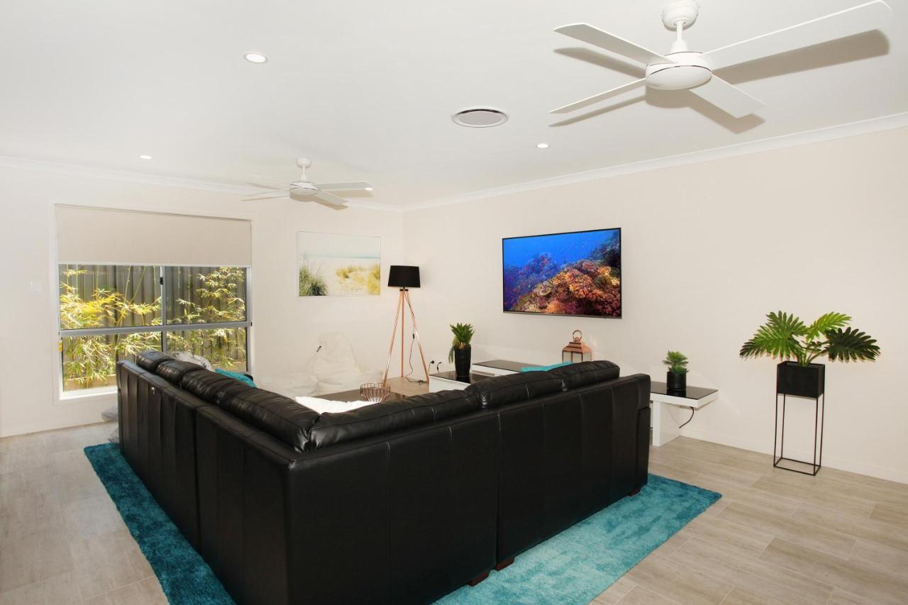 95 Palm Drive Holiday home Mooloolaba