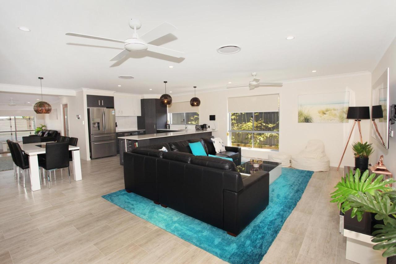Holiday home 95 Palm Drive Mooloolaba