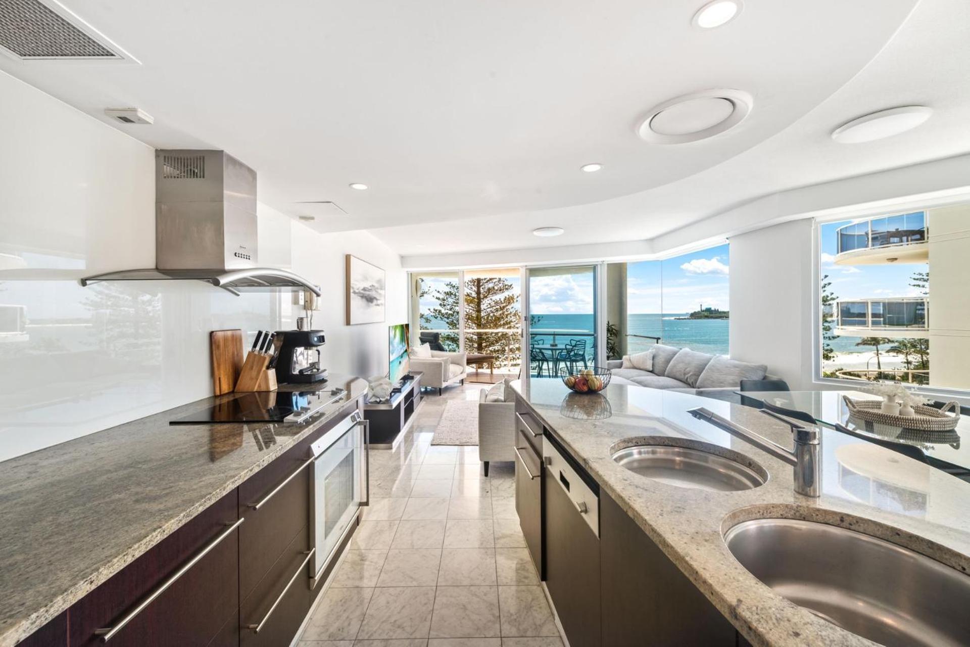 Apartment Sirocco 508 By G1 - Two Bedroom Beachfront Unit *