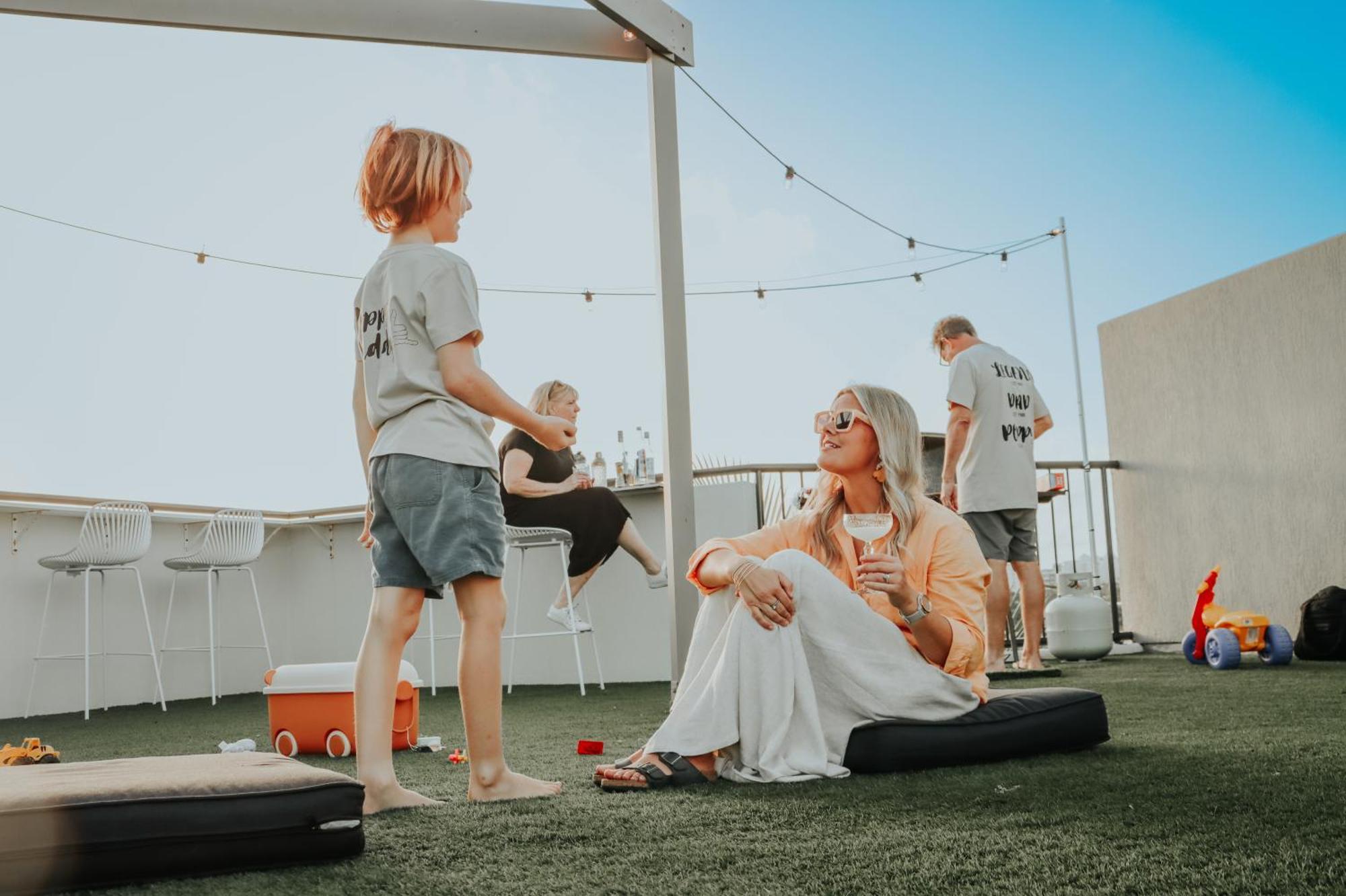 The Penthouse Mooloolaba, Private Luxury Rooftop Living *
