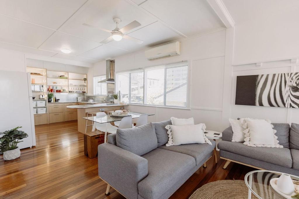 Beachside Pet-friendly Retreat In Holiday home
