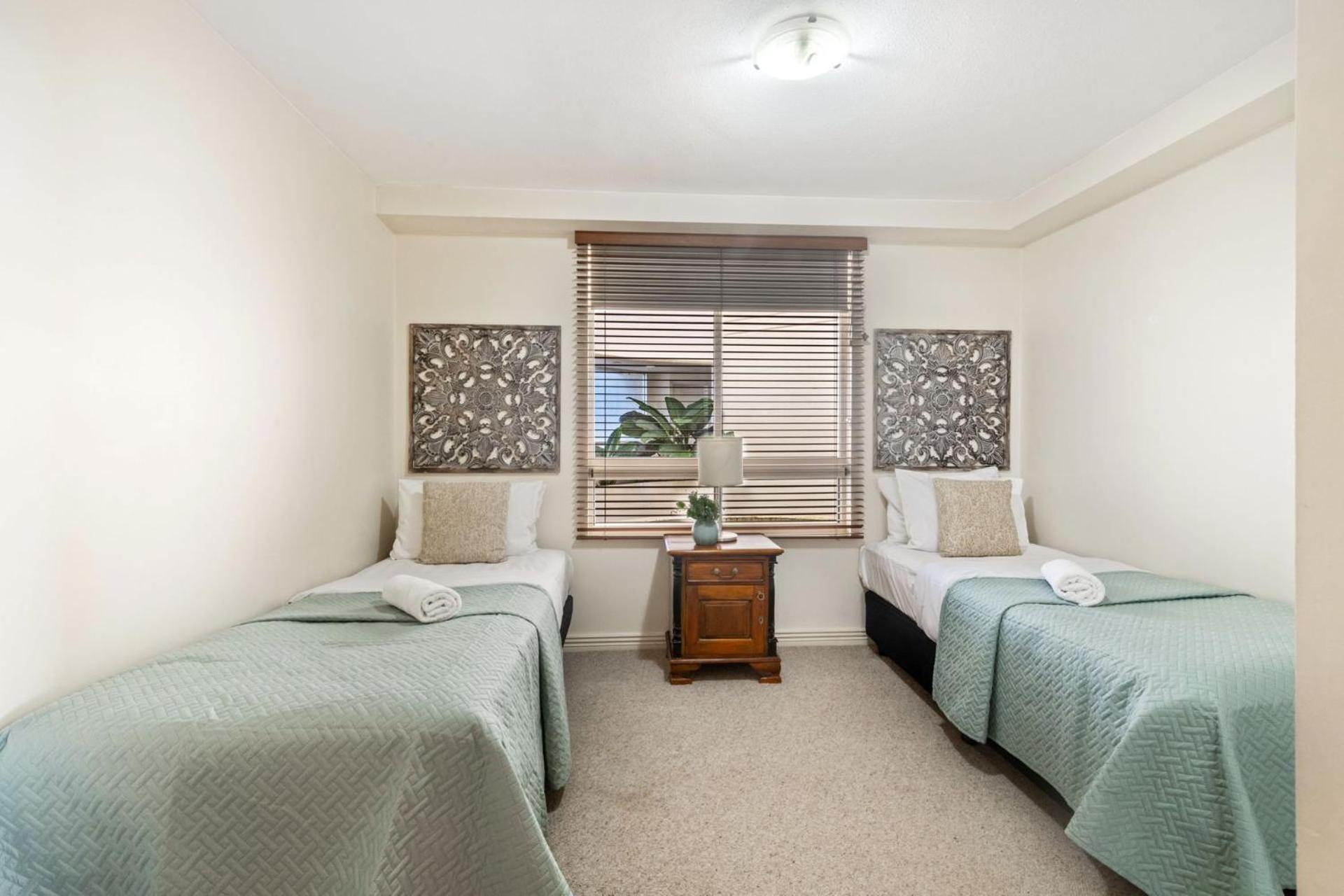 Zanzibar 905, Ocean Front 2 Bedroom Apartment Mooloolaba