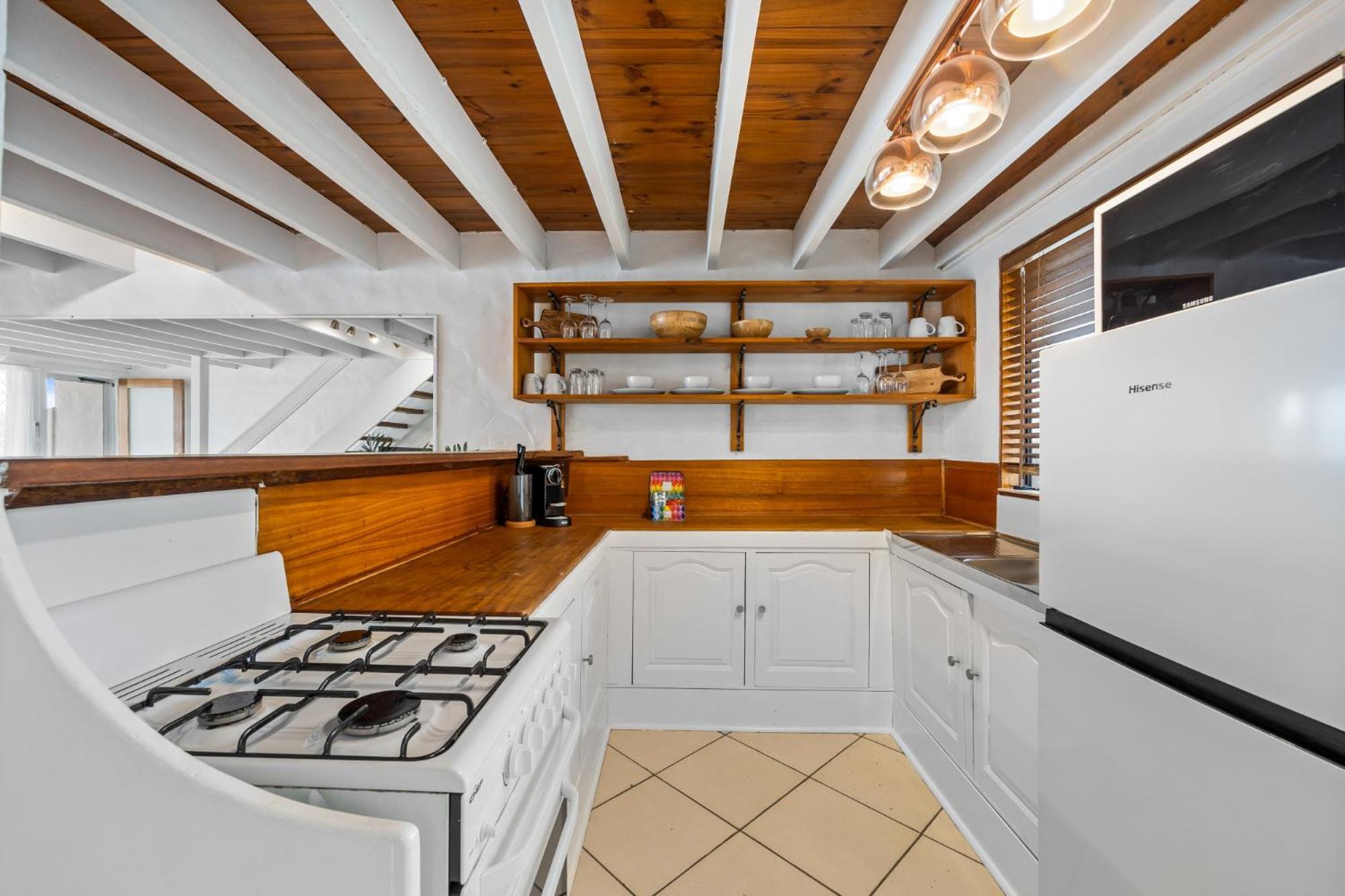 Holiday home Chic 2-bed Cabin-style By *
