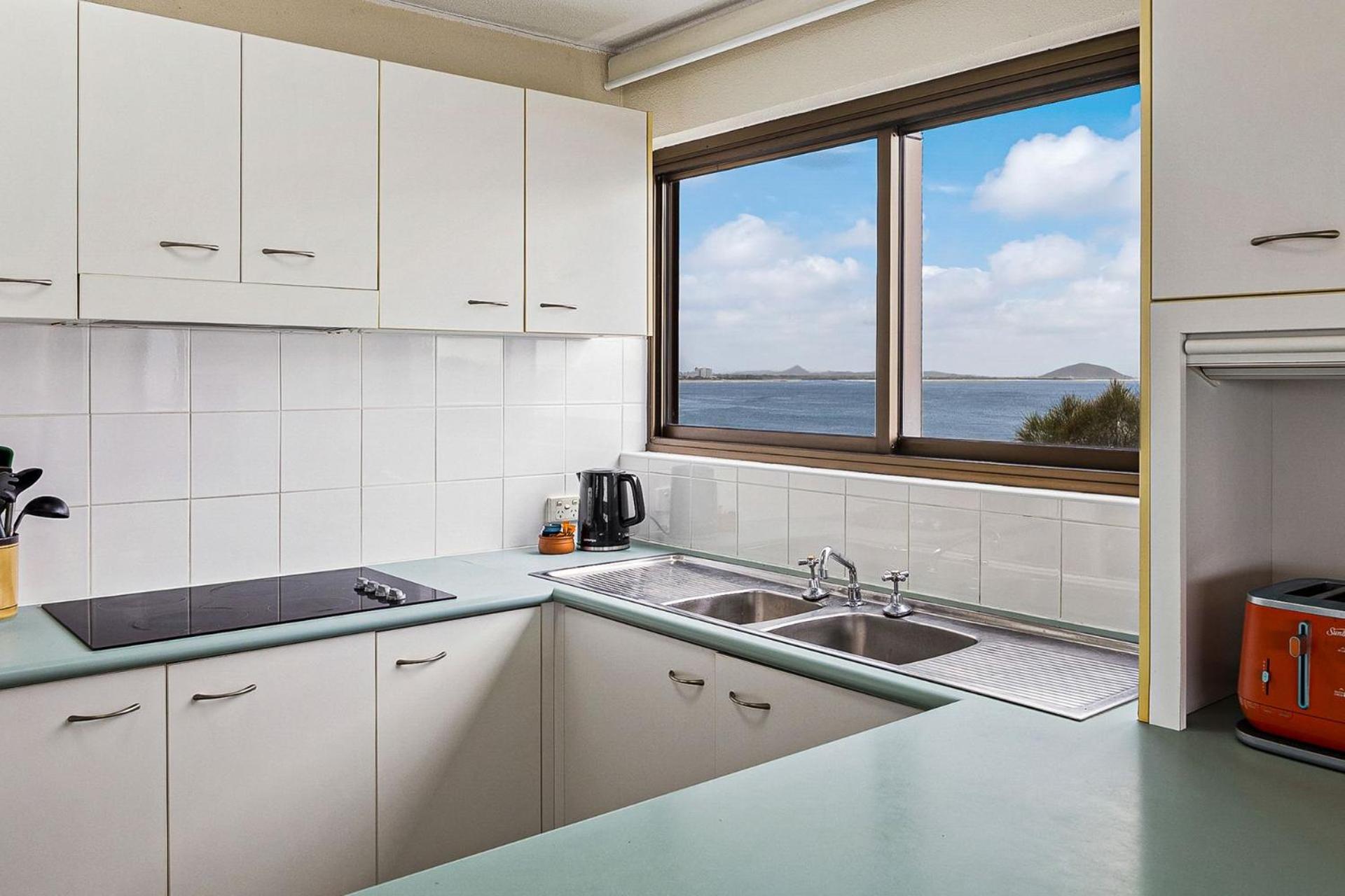 Apartment Parkyn Place 6 *