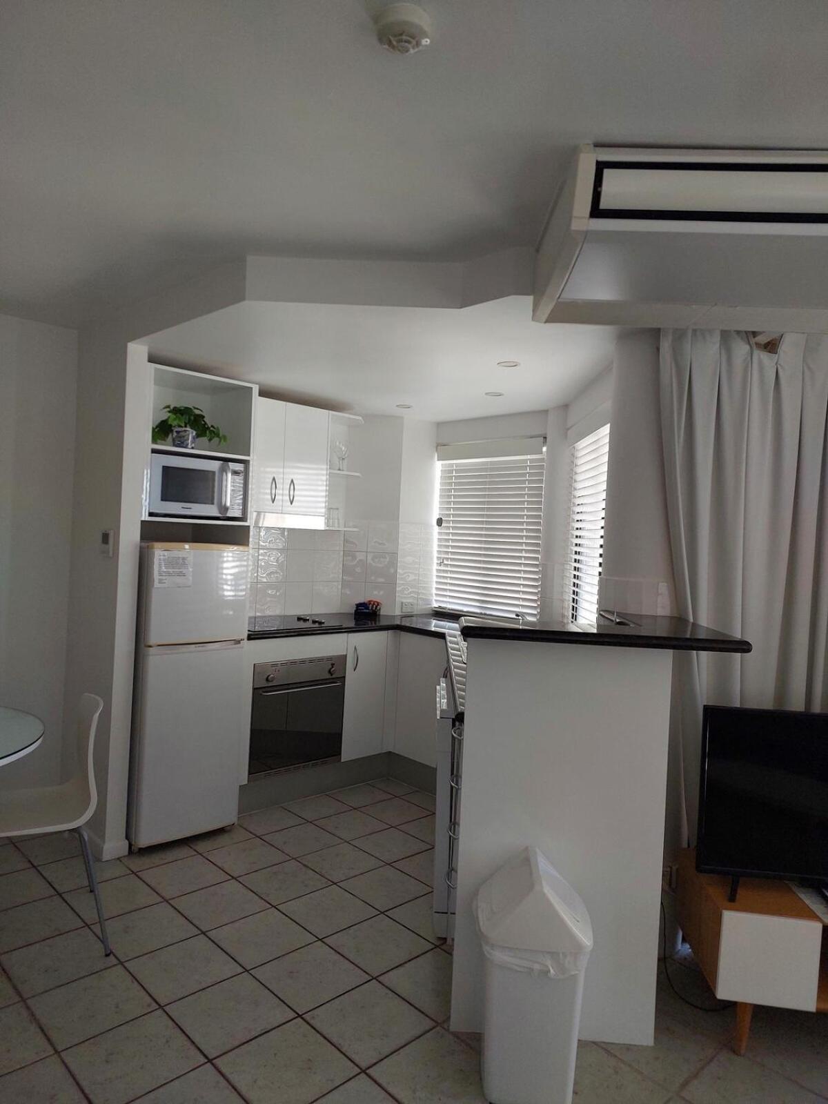 Stylish 1 Bedroom With Private Rooftop Apartment Mooloolaba