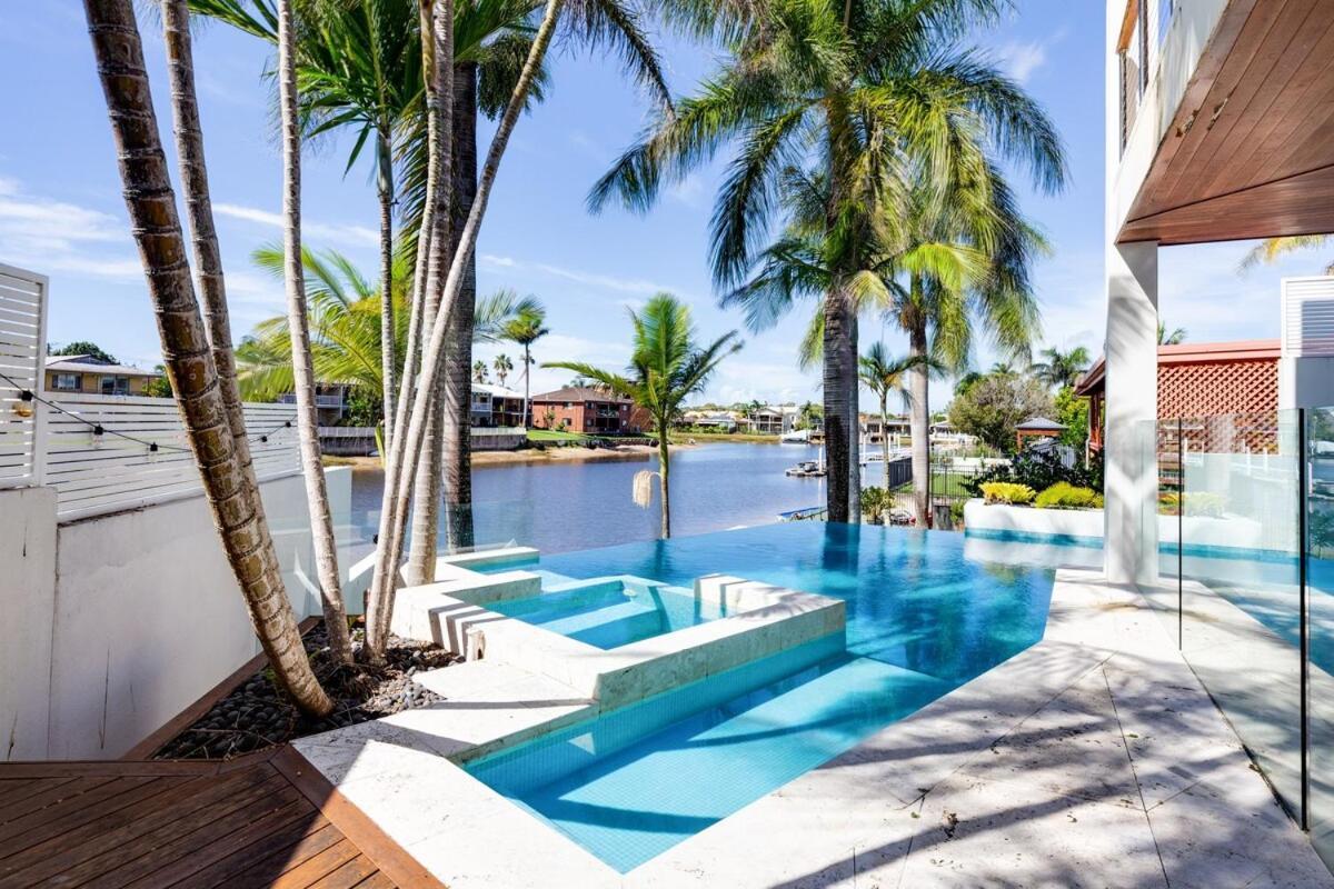 Holiday home Luxurious, Tropical Haven, Mooloolaba- Moonda5
