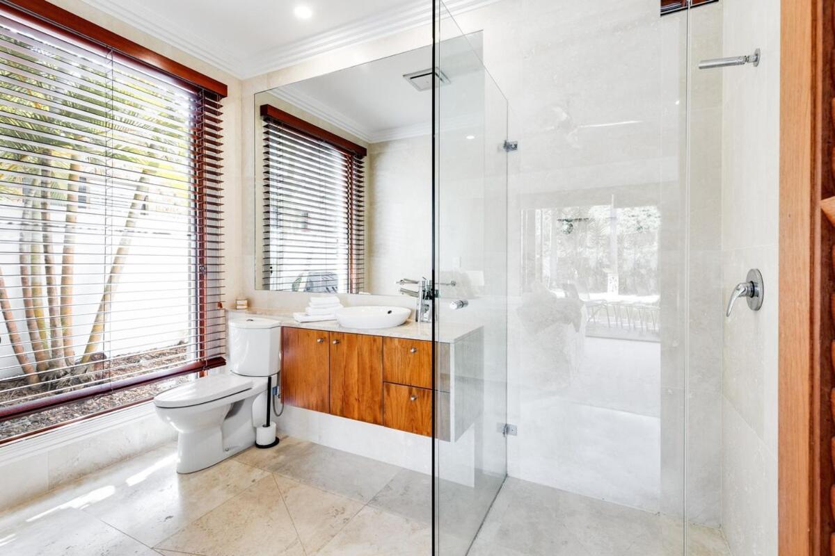 Luxurious, Tropical Haven, Mooloolaba- Moonda5