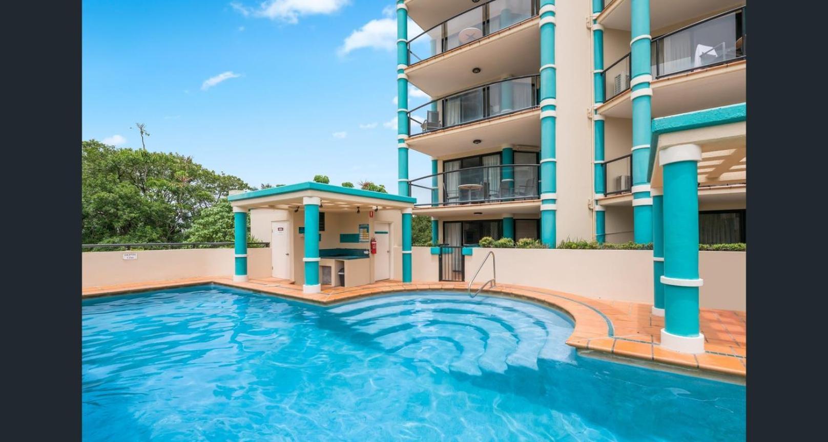 Stylish 1 Bedroom With Private Rooftop * Mooloolaba