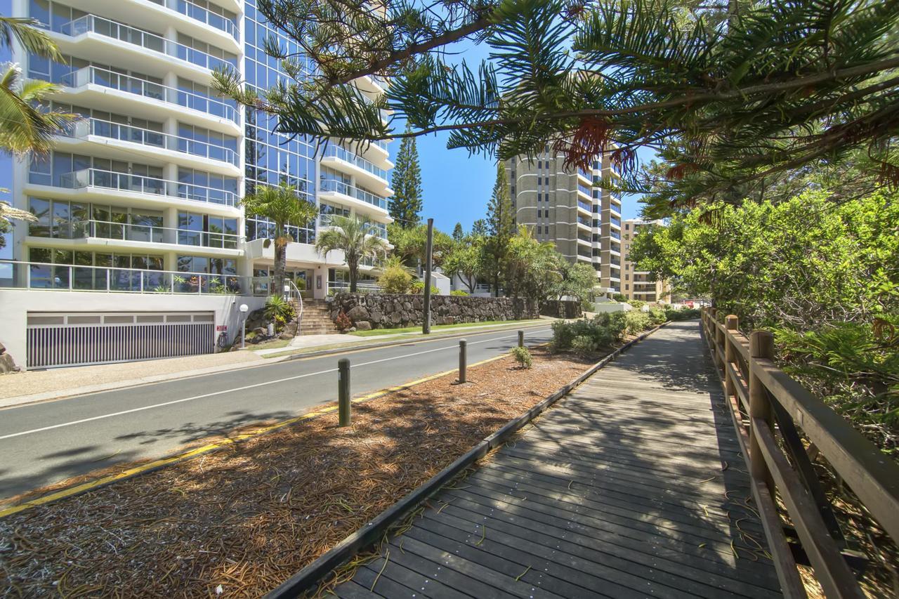 The Penthouse Ocean Views Private And Sauna And Complimentary Wifi Mooloolaba