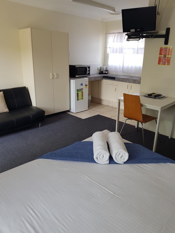 Twin Pines Motel Mooloolaba