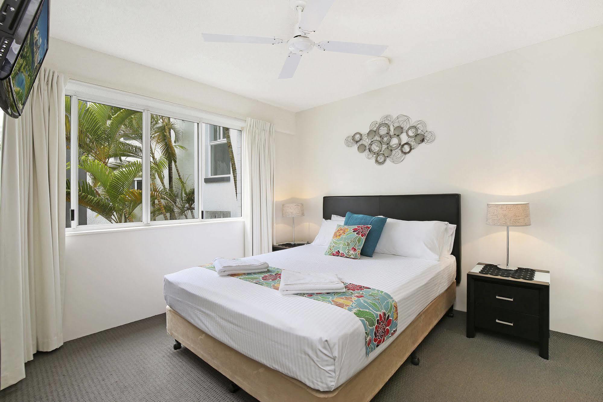 Aparthotel Beachside 4*
