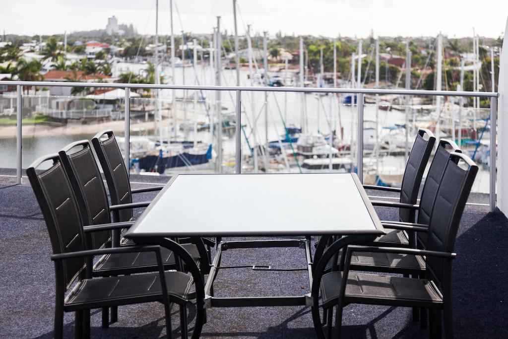 Aparthotel Bluewater Point 4*