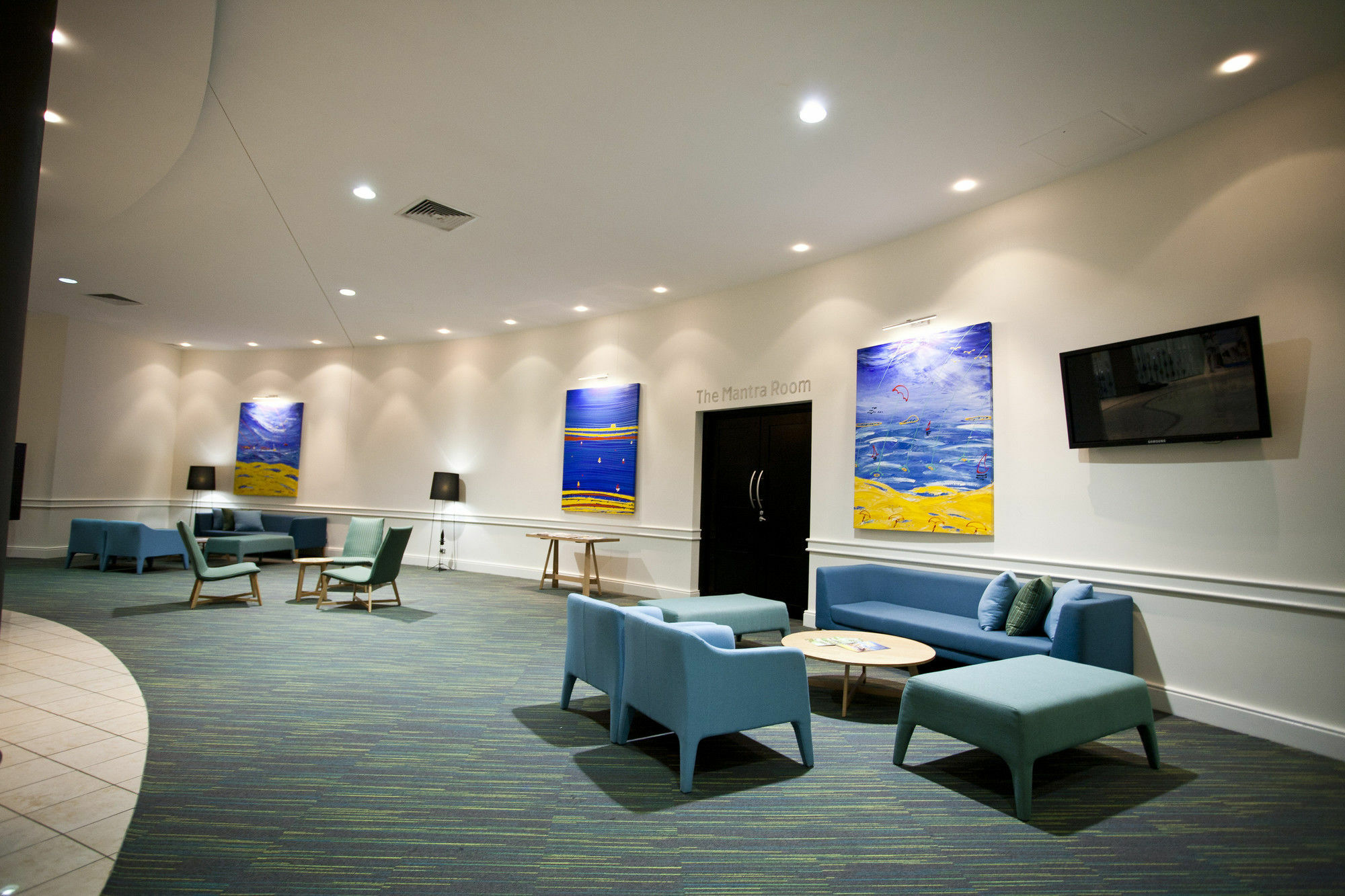 Mantra Aparthotel