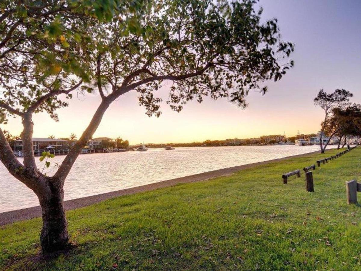 Apartment Mariner Cove 1 - Luxurious 2 Bedroom On River By Mooloolaba